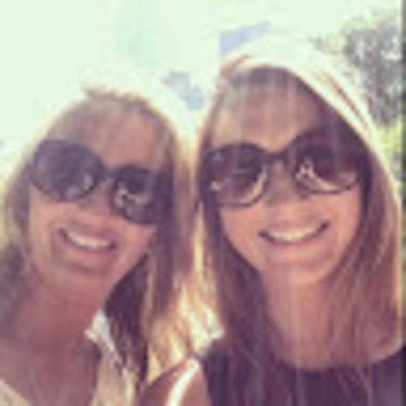 Meet your Posher, Arielle - Picture 1 of 1